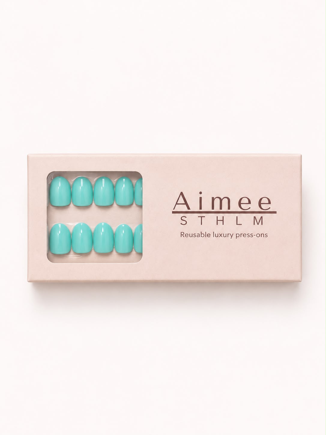 Aqua Fresh-Schachtel – Wiederverwendbare mintgrüne Kunstnägel in der Form „Extra Short Oval“, verpackt in einer exklusiven Schachtel von Aimee STHLM