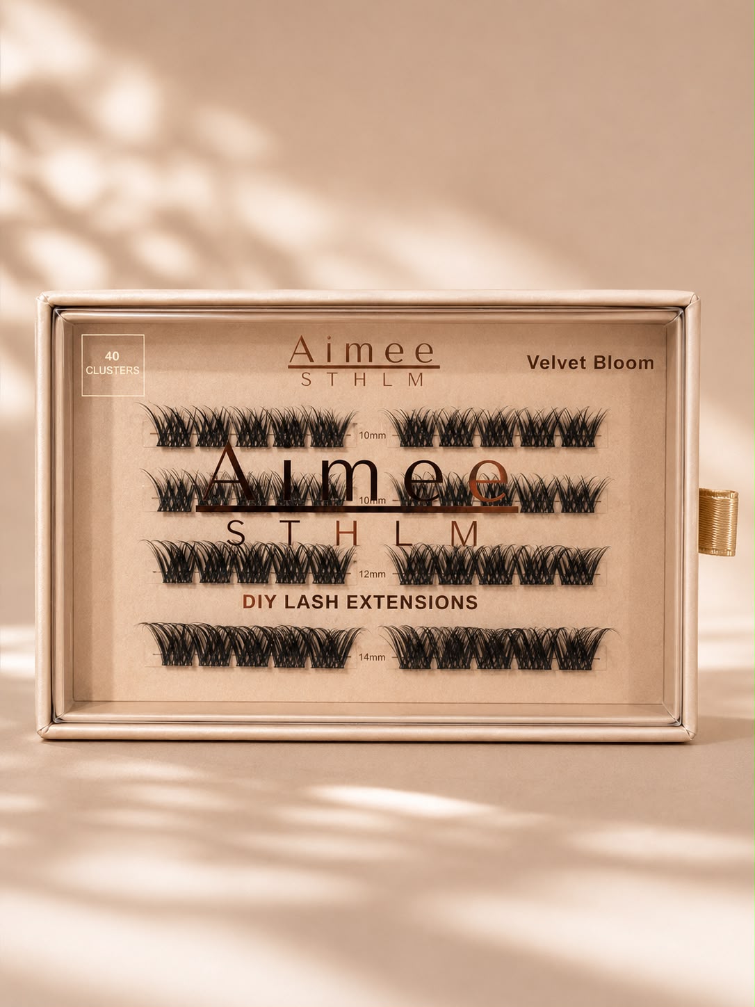 Velvet Bloom DIY Lash Extensions – Exklusive Wimpernbox mit 40 voluminösen Wimpernbüscheln von Aimee STHLM